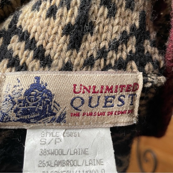 Vintage 90s Nordic inspired wool blend zip-up sweater is size small. - Picture 11 of 13